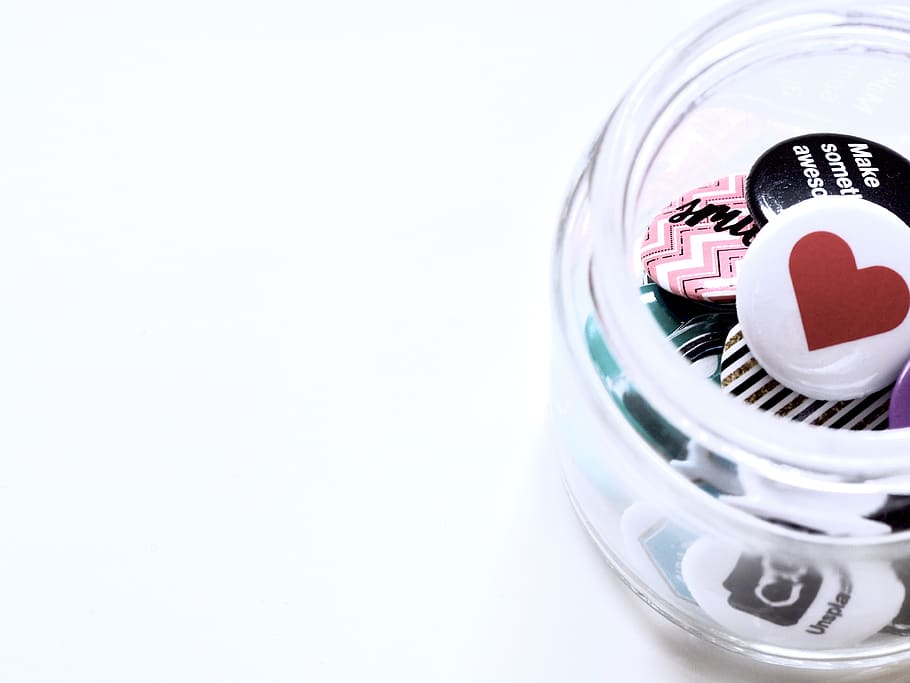 clear jar with buttons, badge, coffs harbour, australia, white HD wallpaper