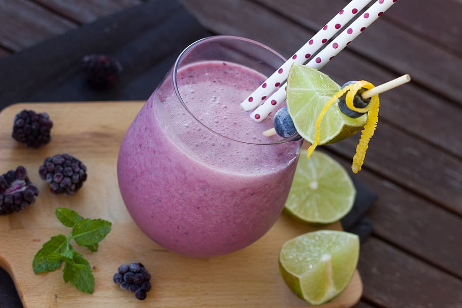 Glass Cup Filled With Pink Liquid, berries, beverage, blackberry HD wallpaper
