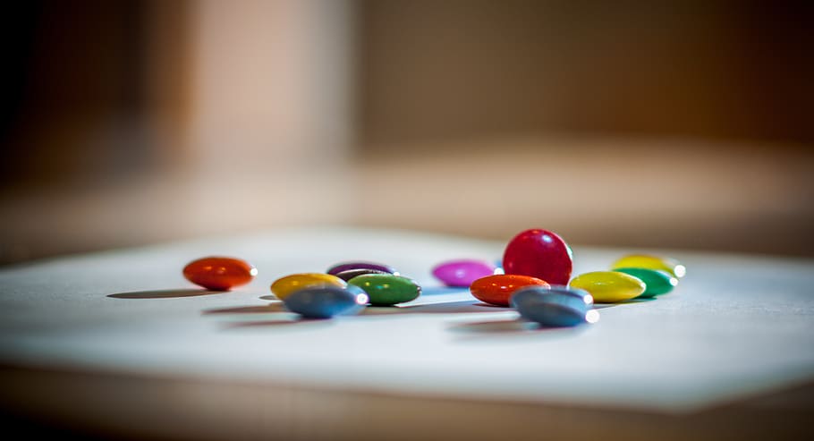 indoors, selective focus, multi colored, table, pool ball, large group of objects HD wallpaper