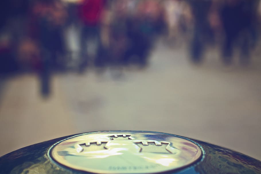 Selective Focus Photography of Ball, blur, focus on foreground HD wallpaper