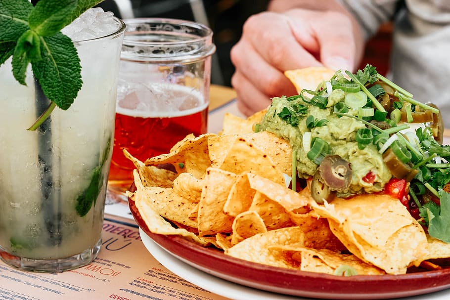 potato chips on plate, food and drink, ready-to-eat, one person HD wallpaper