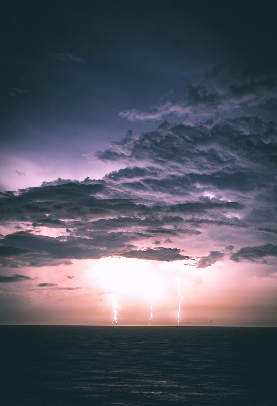 thunder on sea, water, lightning, storm, cloud, landscape, sky HD wallpaper