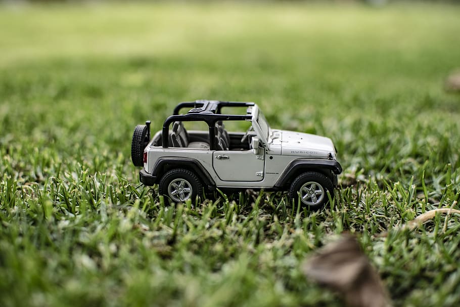car, toy, fun, play, nostalgia, grass, plant, selective focus HD wallpaper