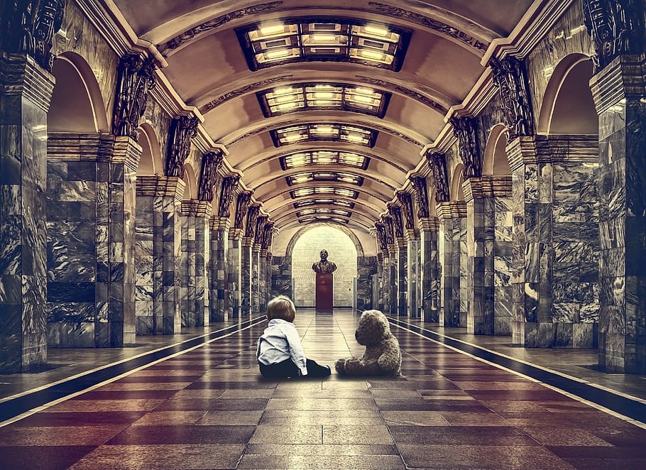 kid, teddy, bear, hallway, kids, child, boy, indoors, architecture HD wallpaper
