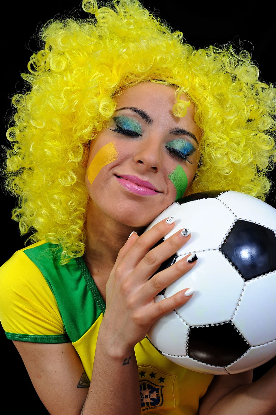 soccer, brazil, football, sport, fan, happy, celebration, cheerful, HD wallpaper