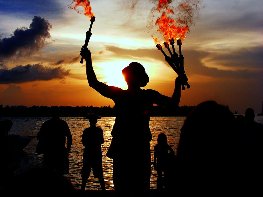 People Near Beach during Night Time, evening, fair, fire, juggler HD wallpaper