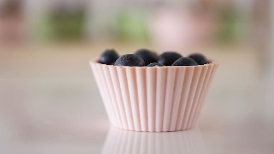 cupcake, muffin, bake, blueberry, fruit, food, dessert, snack HD wallpaper