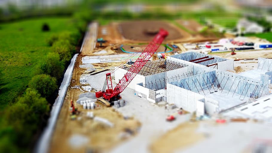 Tilt Shift Lens Photography of Red Crane Miniature, architecture HD wallpaper