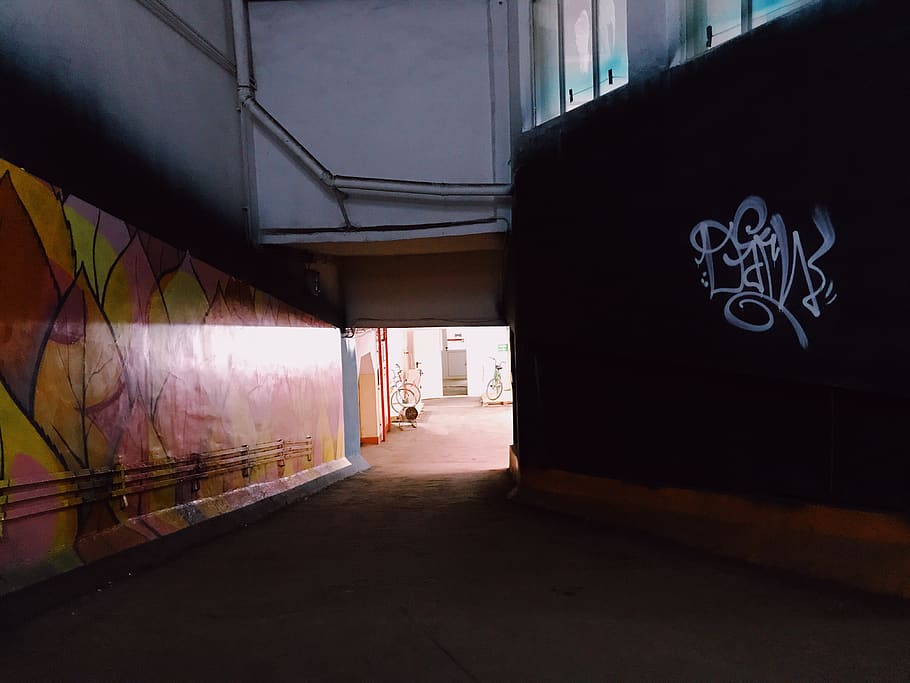 building with graffiti, flooring, corridor, art, ramp, banister HD wallpaper