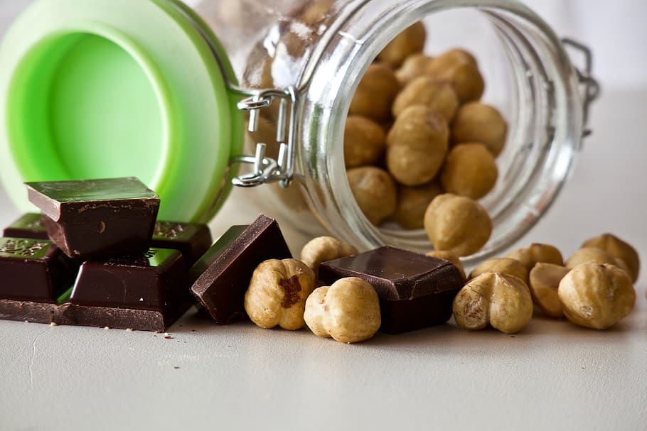 hazelnuts, chocolate, shelled hazelnuts, dark chocolate, breakfast, HD wallpaper