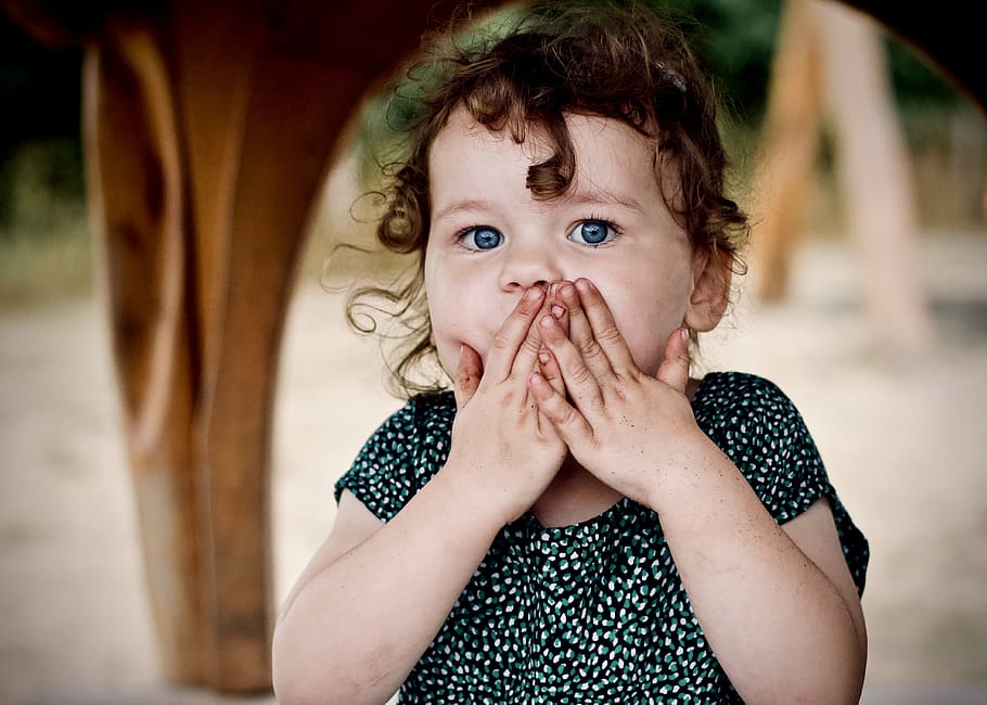 toddler holding her lips, human, person, people, girl, belgium, HD wallpaper