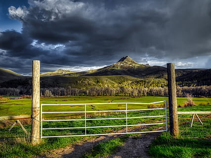 squaw mountain, ranch, farm, gate, fence, mood, sky, clouds HD wallpaper