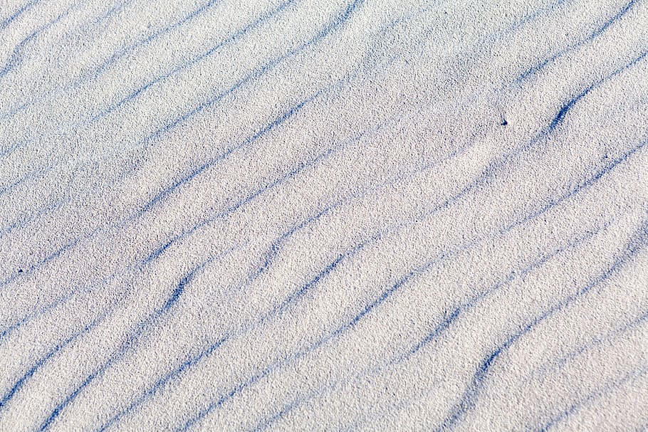 photo of white sand at daytime, ripple, coast, calm, pattern HD wallpaper