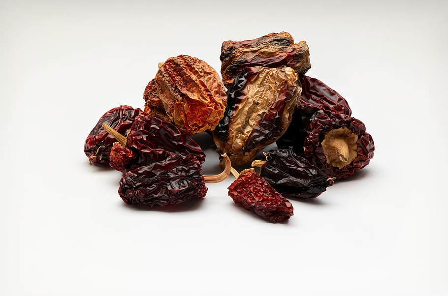 paprika, dried, dry, studio shot, white background, indoors, HD wallpaper