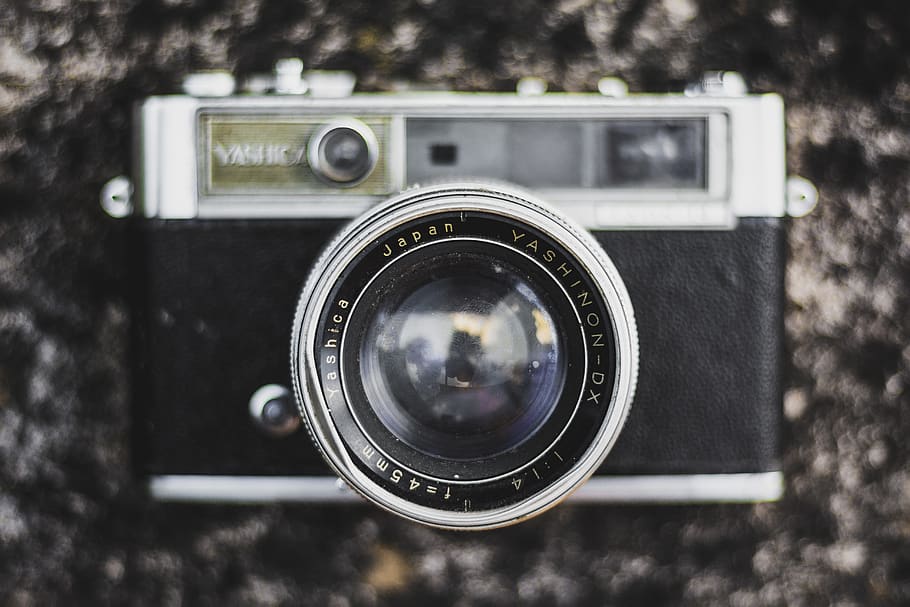 Yashica Camera on Brown Surface, antique, blur, camera lens, close-up HD wallpaper