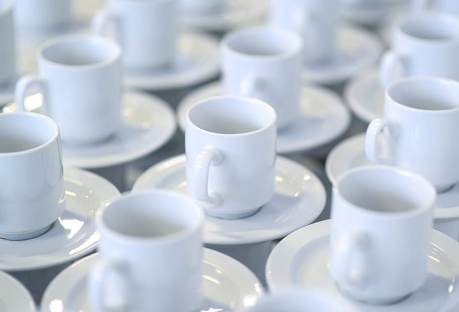White Ceramic Teacups With Saucers, coffee cups, dishware, mugs HD wallpaper