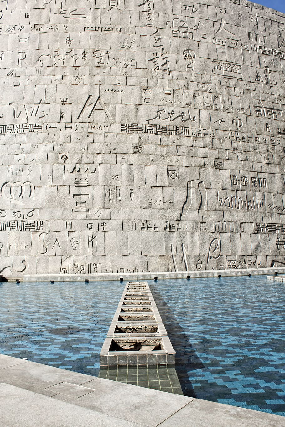 Swimming Pool Near Concrete Wall, ancient, architecture, building HD wallpaper