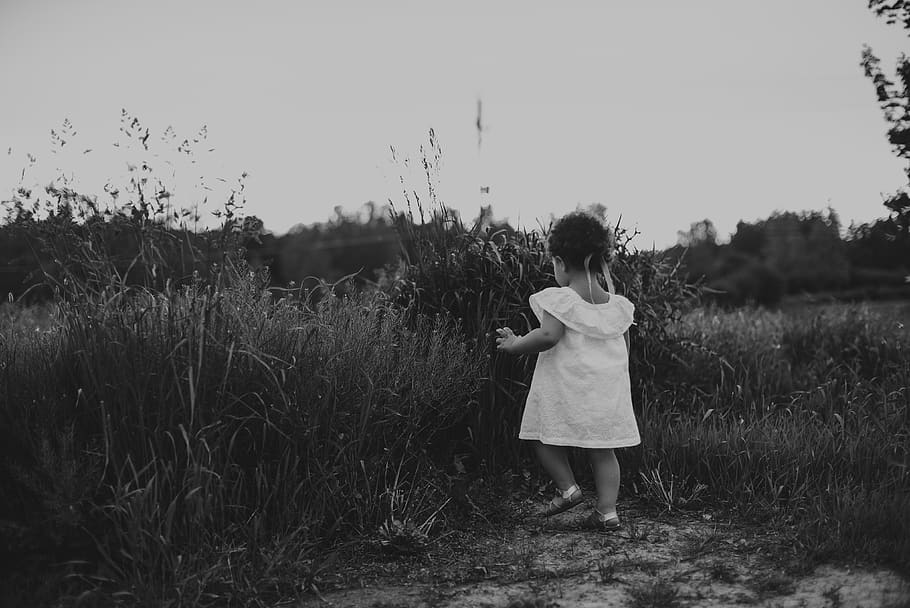 Toddler Standing on Grass, adorable, black-and-white, child, childhood HD wallpaper