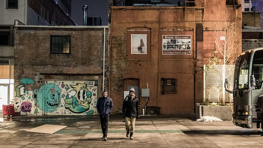 men, city, walking, man, bus, graffiti, architecture, building exterior HD wallpaper