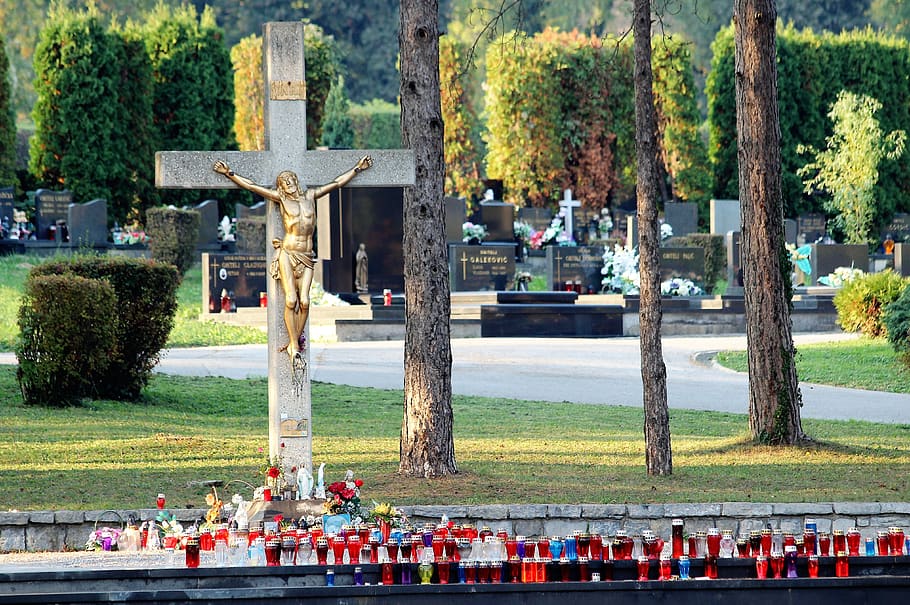 city cemetery zagreb, miroševac, central place, candles, cross, HD wallpaper