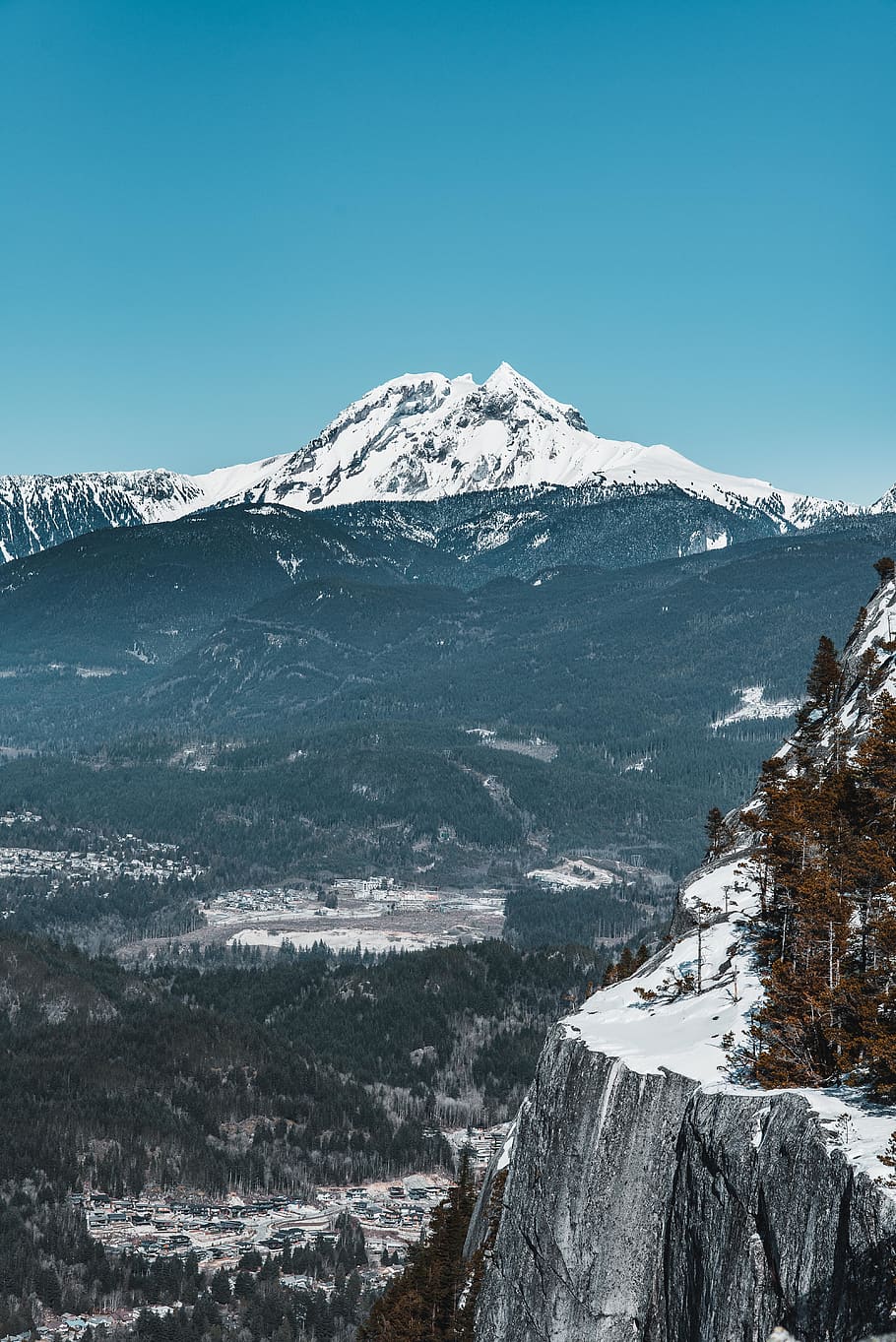 icy mountain scenry, cold temperature, winter, snow, beauty in nature HD wallpaper