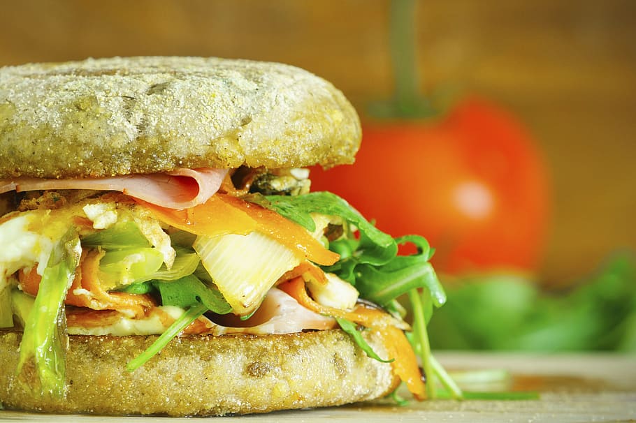 Macro Photography of Vegetable Filled Hamburger, blurred background HD wallpaper