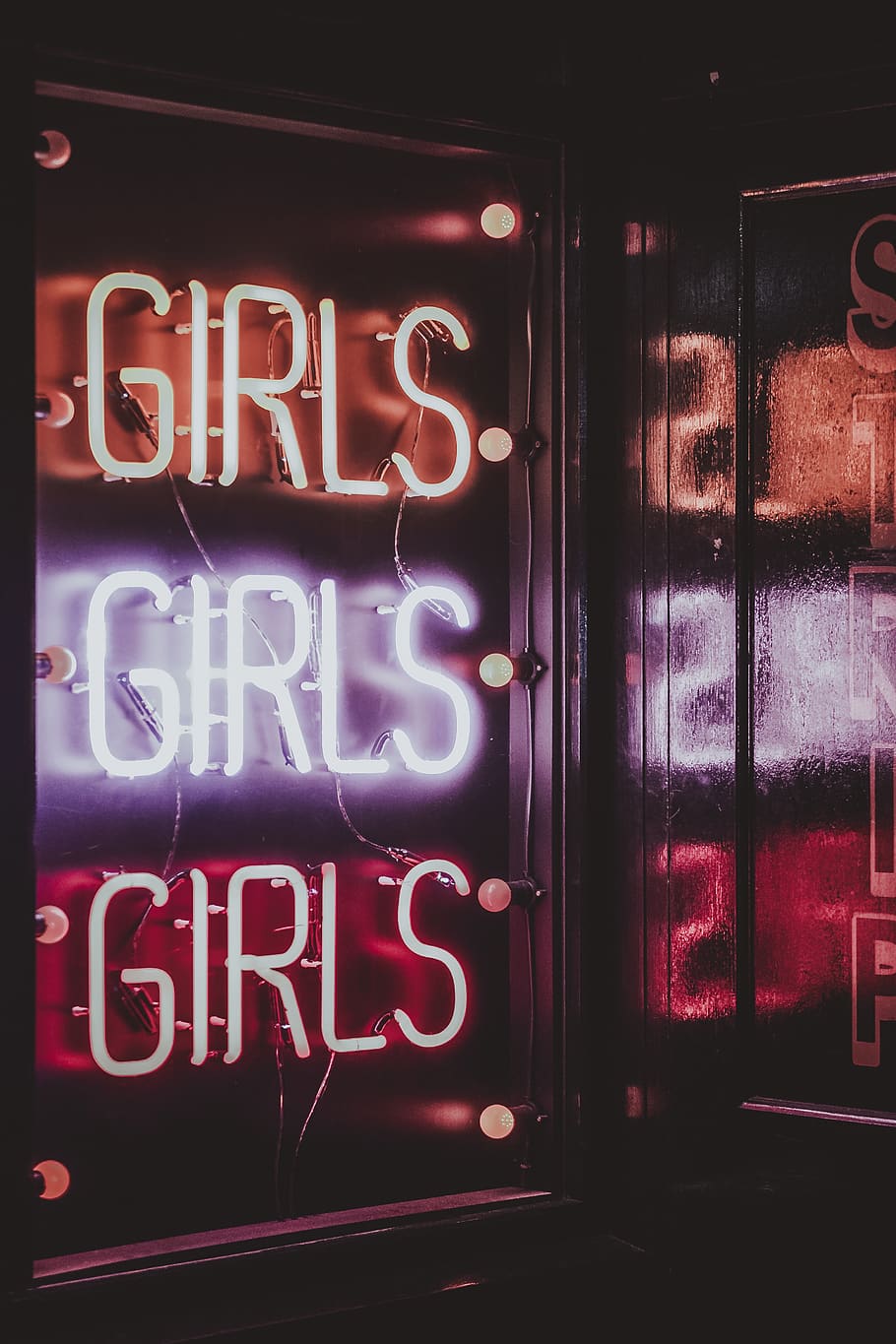 night, dark, lights, bar, celebration, restaurant, drinks, alcohol HD wallpaper