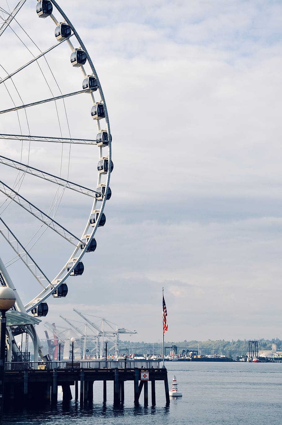 Seattle great Wheel Сиэтл. Сиэтл колесо обозрения. Халонг колесо обозрения. Сиэтл Пирс колесо.