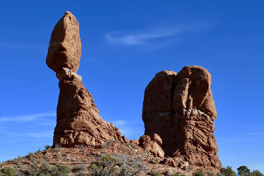 brown rock formation, nature, outdoors, mesa, ground, desert HD wallpaper