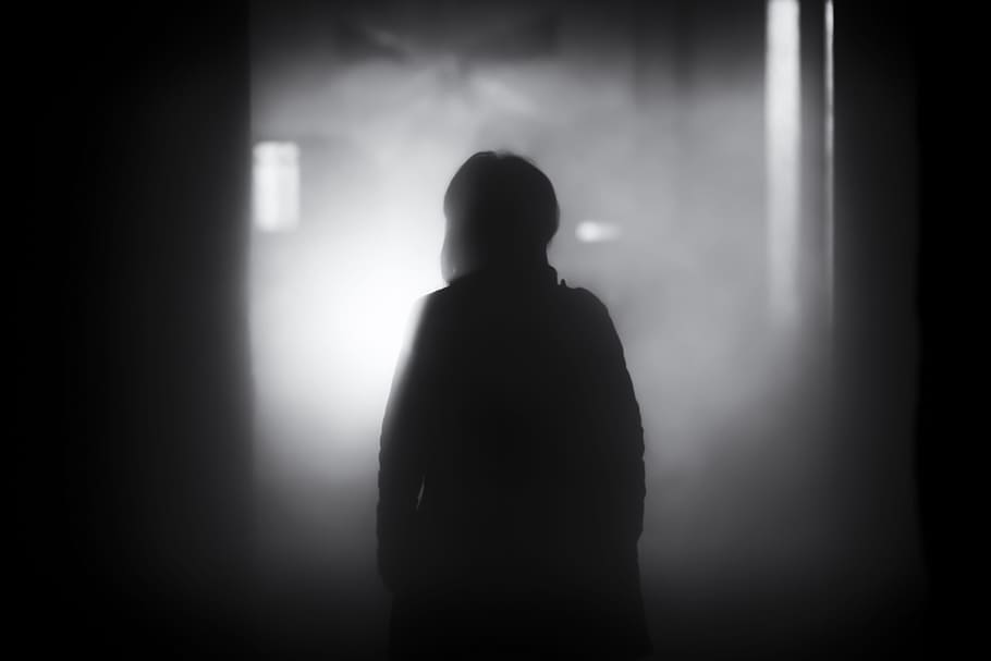 people, shadow, dark, night, smoke, black and white, monochrome HD wallpaper