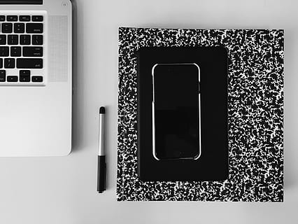 australia, duffys forest, lance, desktop, book, phone, workspace HD wallpaper