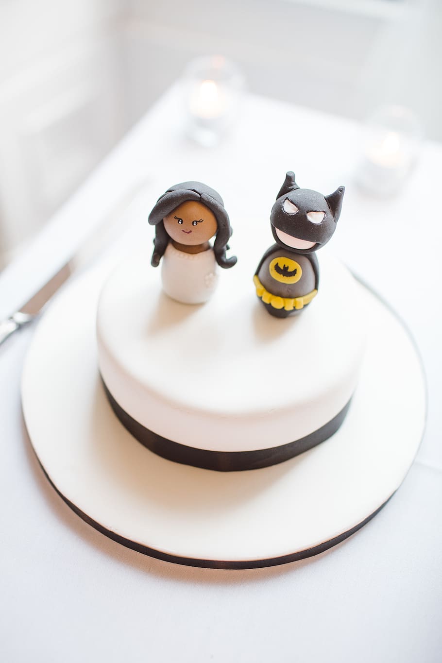 Batman cake topping, representation, indoors, no people, food and drink HD wallpaper