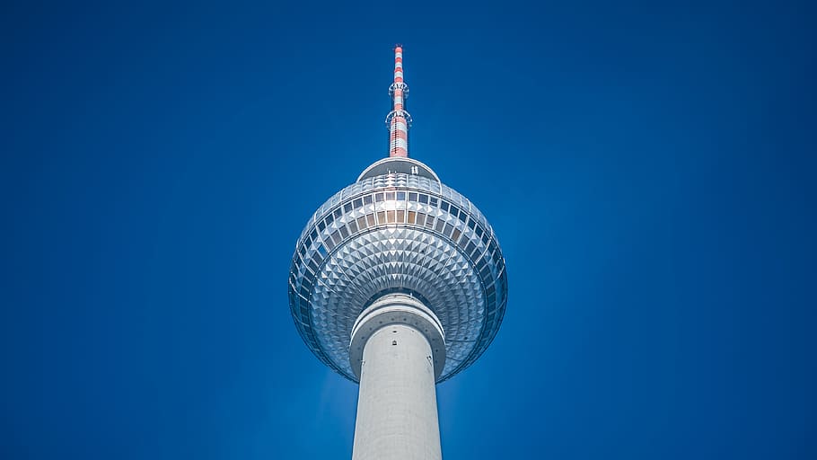 Space Needle under clear blue sky during daytime, tower, architecture HD wallpaper