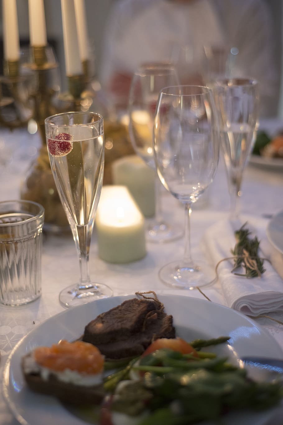 food and drink, glass, refreshment, table, wineglass, alcohol HD wallpaper