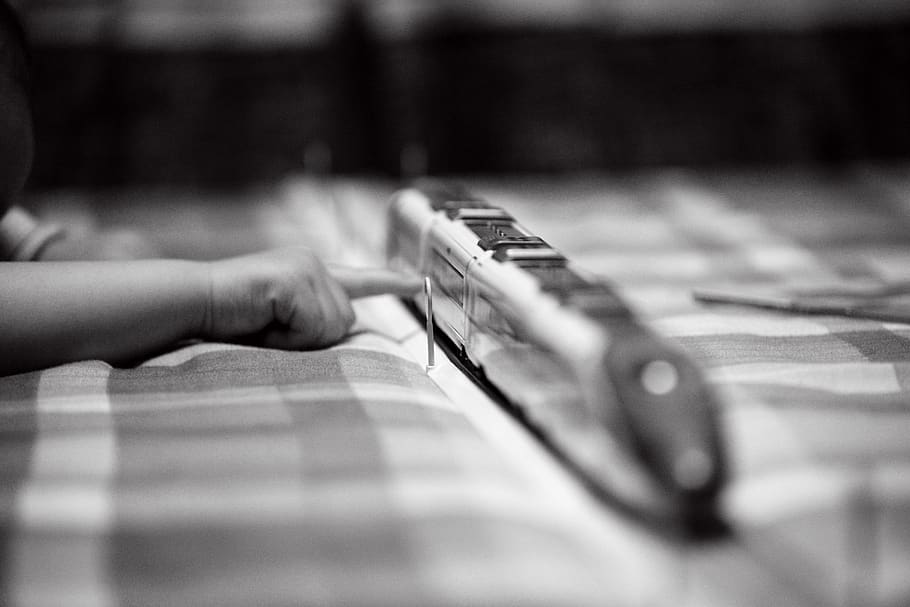 china, nanjing, human hand, human body part, selective focus HD wallpaper