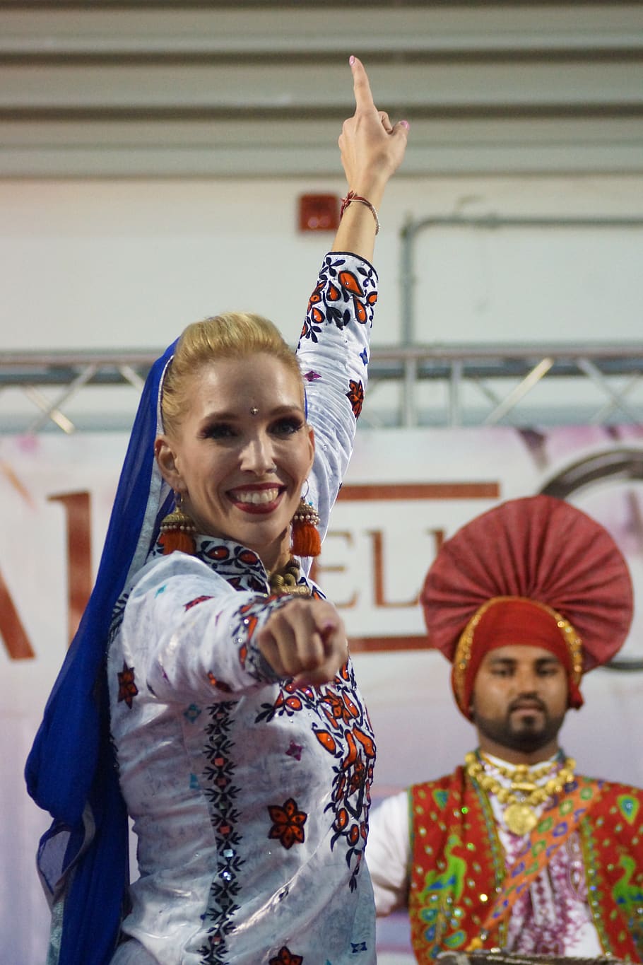oriental dancer, lifestyles, women, real people, child, indoors HD wallpaper