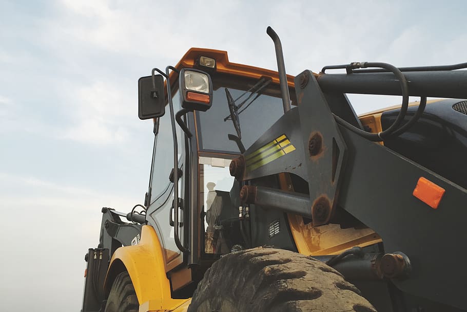 Yellow and Black Heavy Equipment Under Blue Sky, bagger, bulldozer HD wallpaper