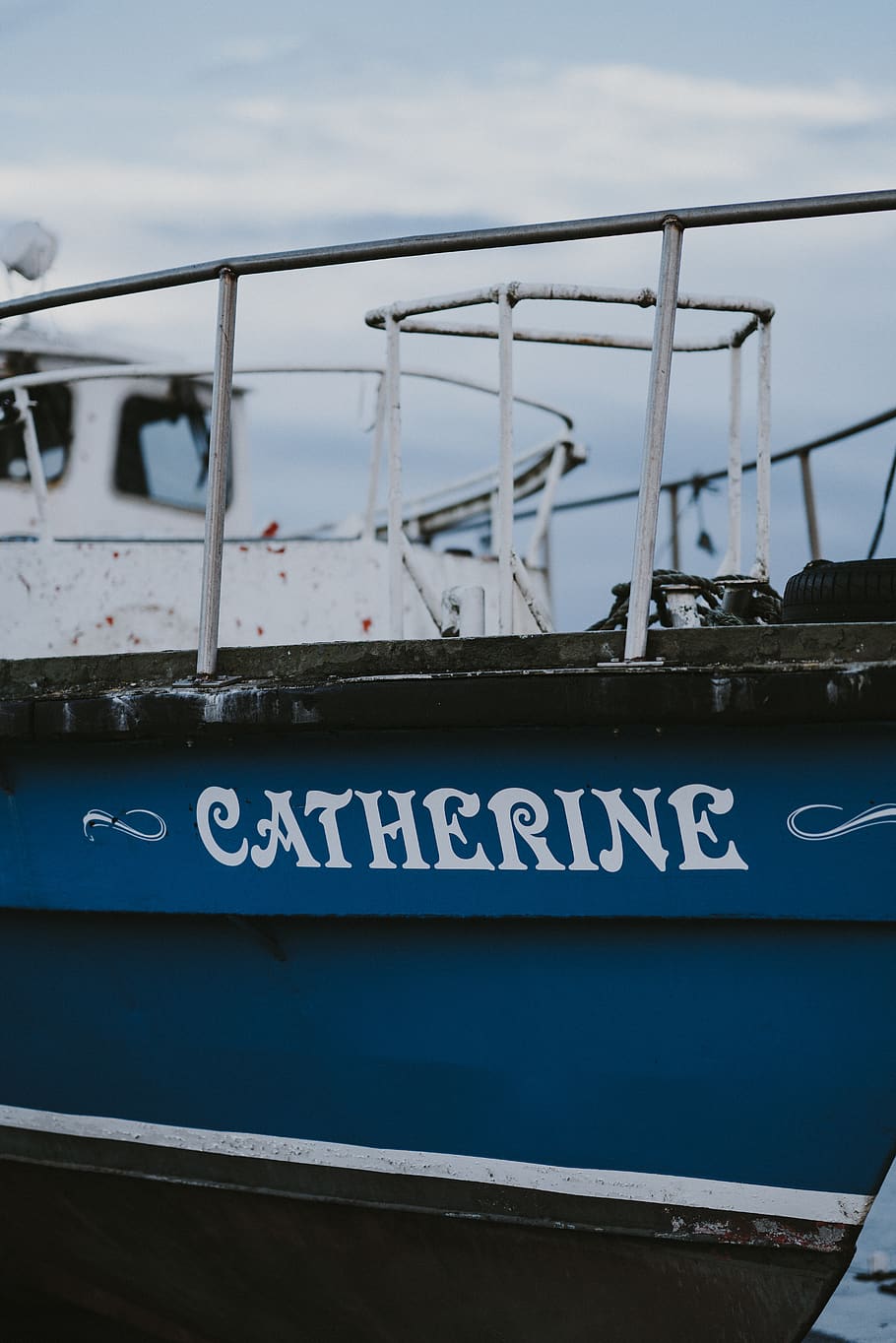 blue and white Catherine boat close-up photography, vehicle, transportation, HD wallpaper