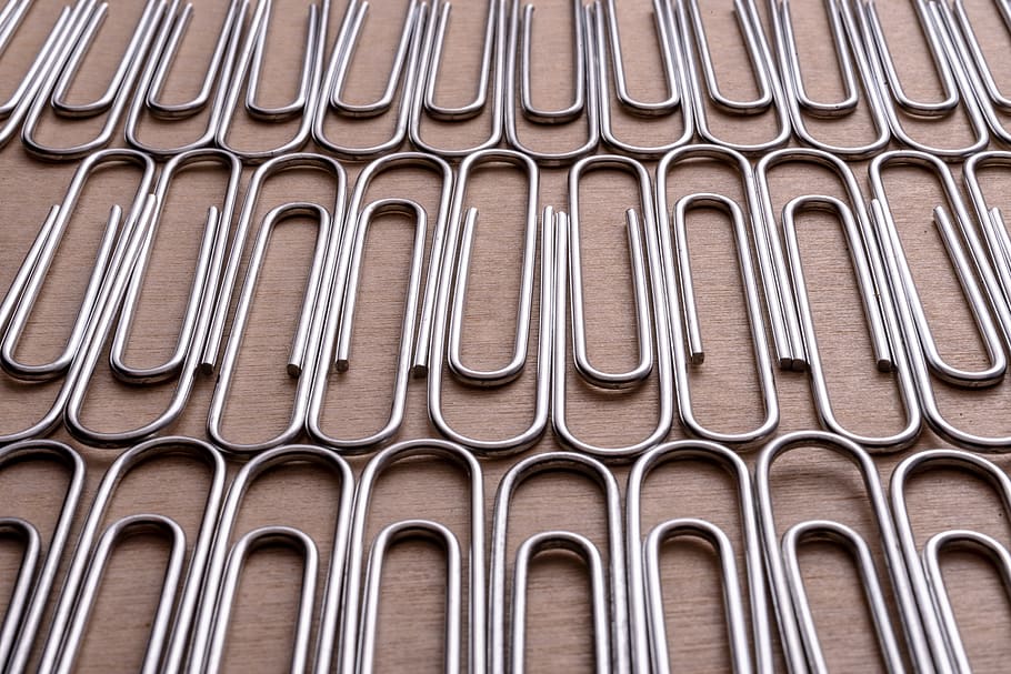 paper clips, order, orderly, aligned, closeup, silver, wood background HD wallpaper