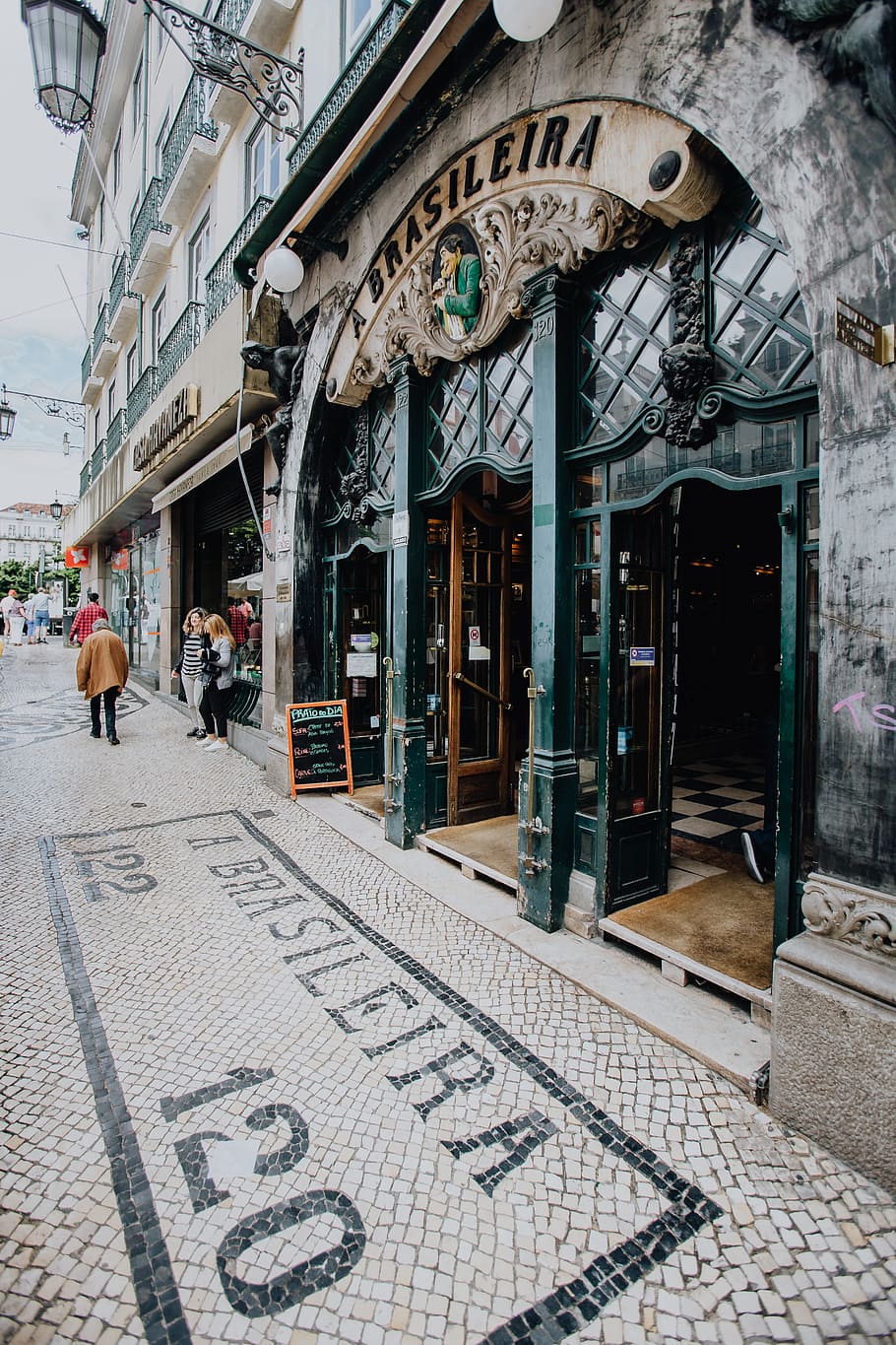 Lisbon, Portugal, street, Europe, lisboa, building exterior, built structure, HD wallpaper