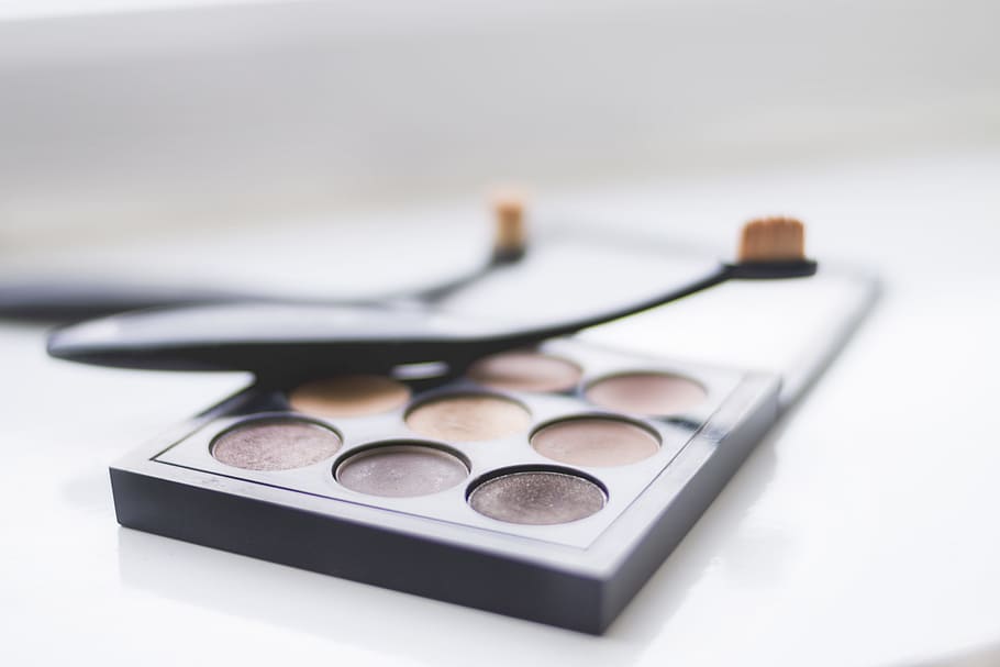 make up, pack, brush, beauty, brushes, cosmetics, white, background HD wallpaper
