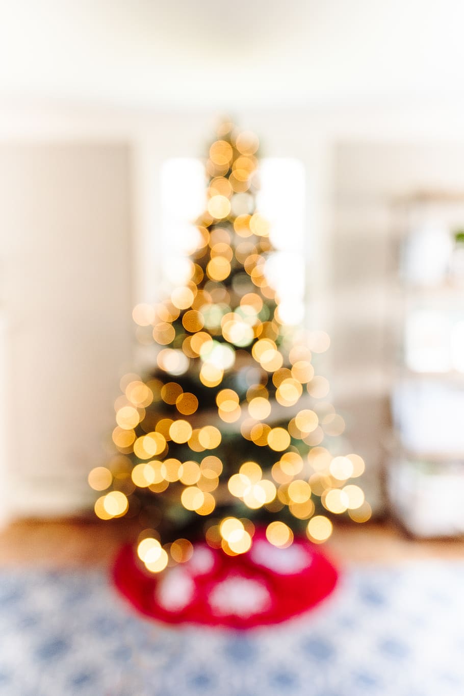 white and red beaded necklace, christmas, christmas tree, celebration HD wallpaper