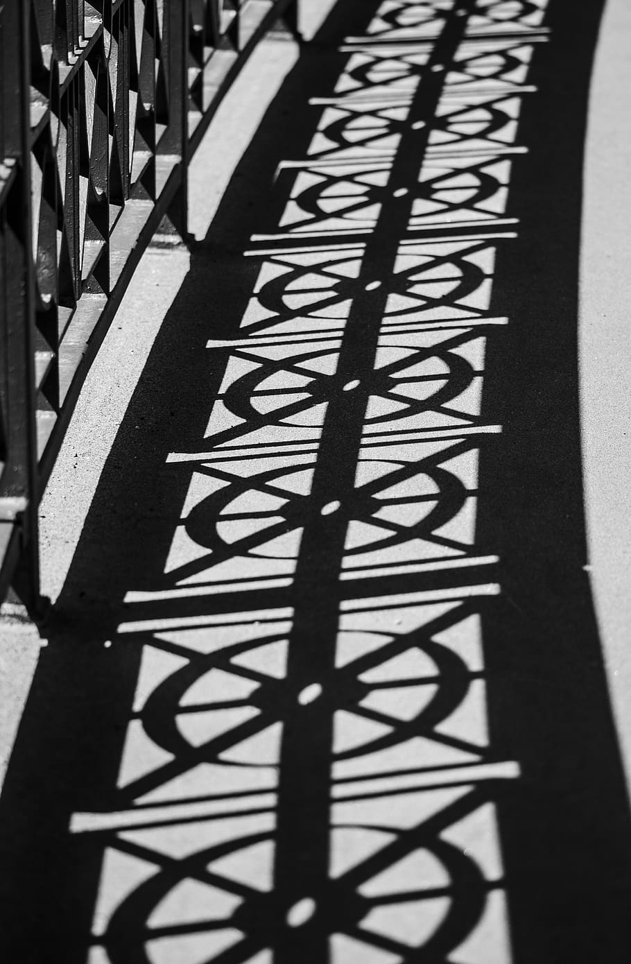 railing, black and white, shadow, shadows, contrast, ground HD wallpaper