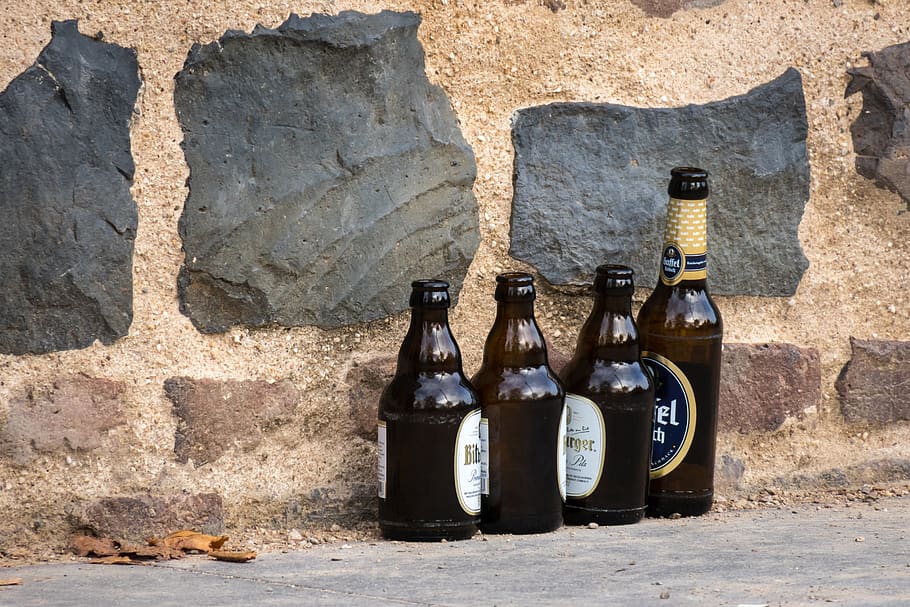 bottles, empties, beer bottles, returnable bottle, bottle collectors HD wallpaper