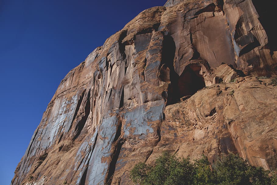 mountain, rock formation, low angle view, solid, rock - object HD wallpaper