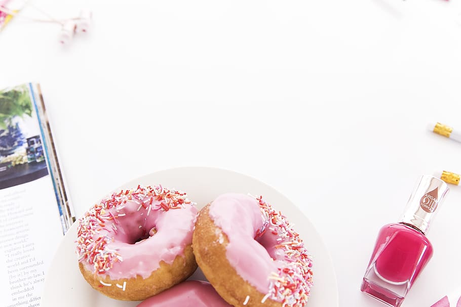 Pink Icy Top Donut, bottle, breads, bright, close-up, cream, delicious HD wallpaper