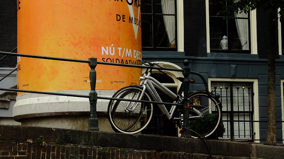 netherlands, amsterdam, window, orange, curtain, street, bike HD wallpaper