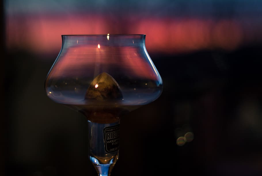 glass, sunset, reflection, bokeh, mirror, curved, water, drink HD wallpaper
