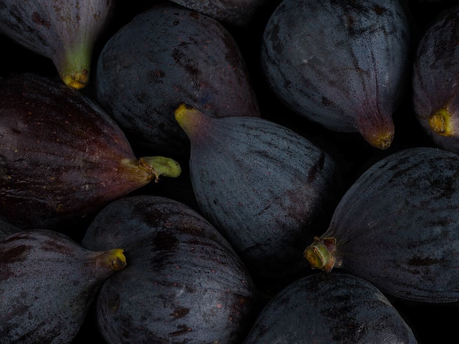fig, figs, fruit, cropped, bunch, fresh, ready to eat, ripe HD wallpaper
