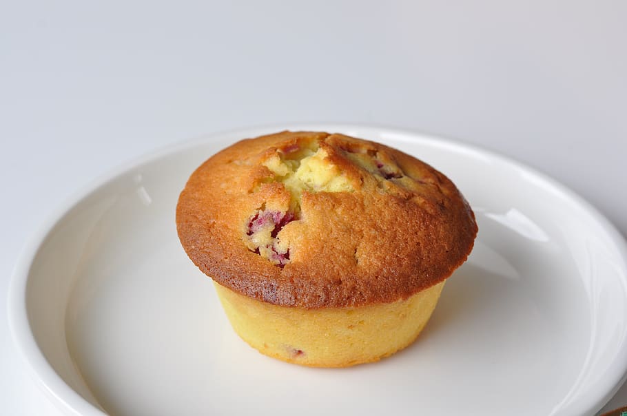 muffin, saffron, food, kitchen, food and drink, plate, freshness HD wallpaper